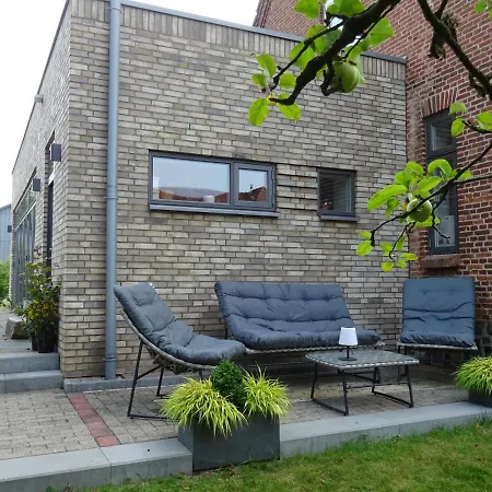 Hygge Hus - Modern Und Stilvoll Eingerichtete Fuer 2 Personen Langstedt